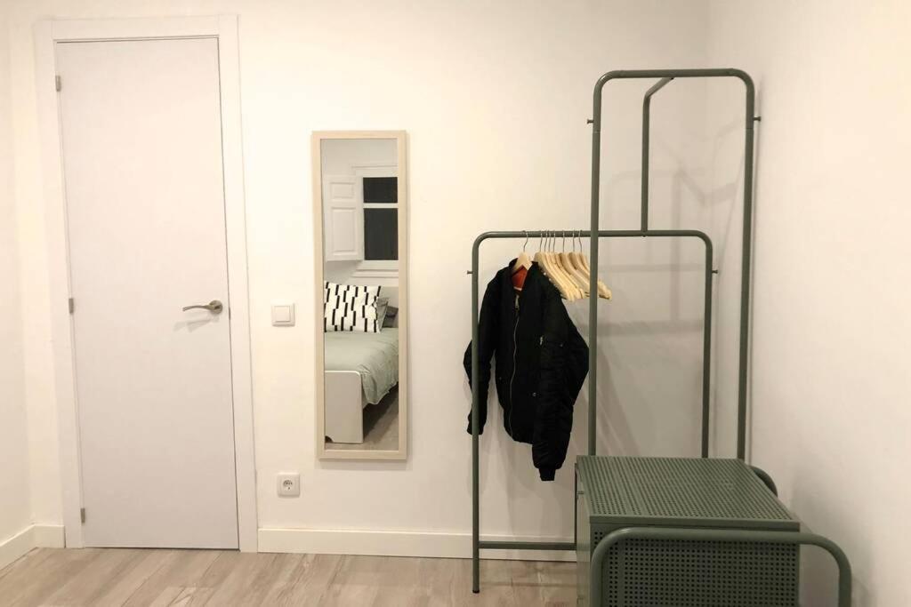 M5 Cool Terrace. Metro 1 Min. Center 15' By Metro Appartement Esplugues de Llobregat Buitenkant foto