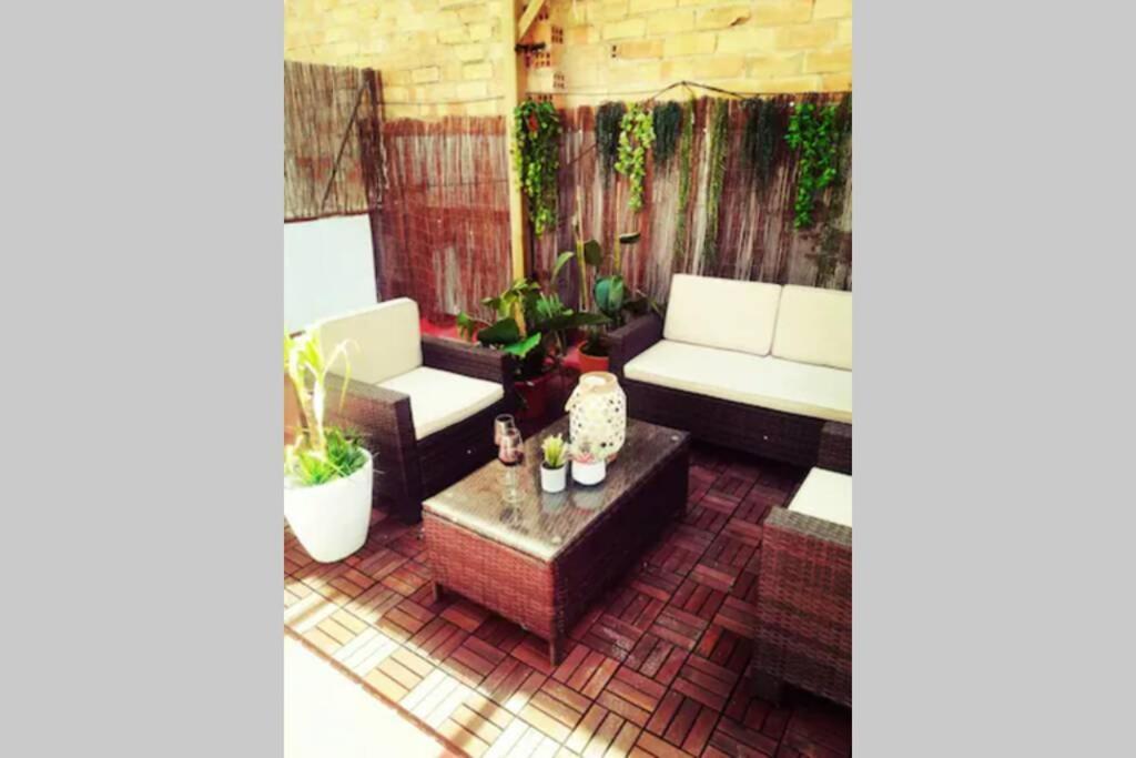 M5 Cool Terrace. Metro 1 Min. Center 15' By Metro Appartement Esplugues de Llobregat Buitenkant foto