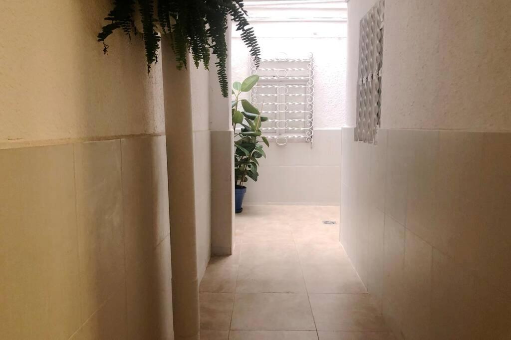 M5 Cool Terrace. Metro 1 Min. Center 15' By Metro Appartement Esplugues de Llobregat Buitenkant foto